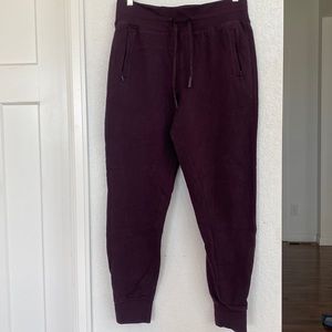 LULULEMON SWEATPANTS